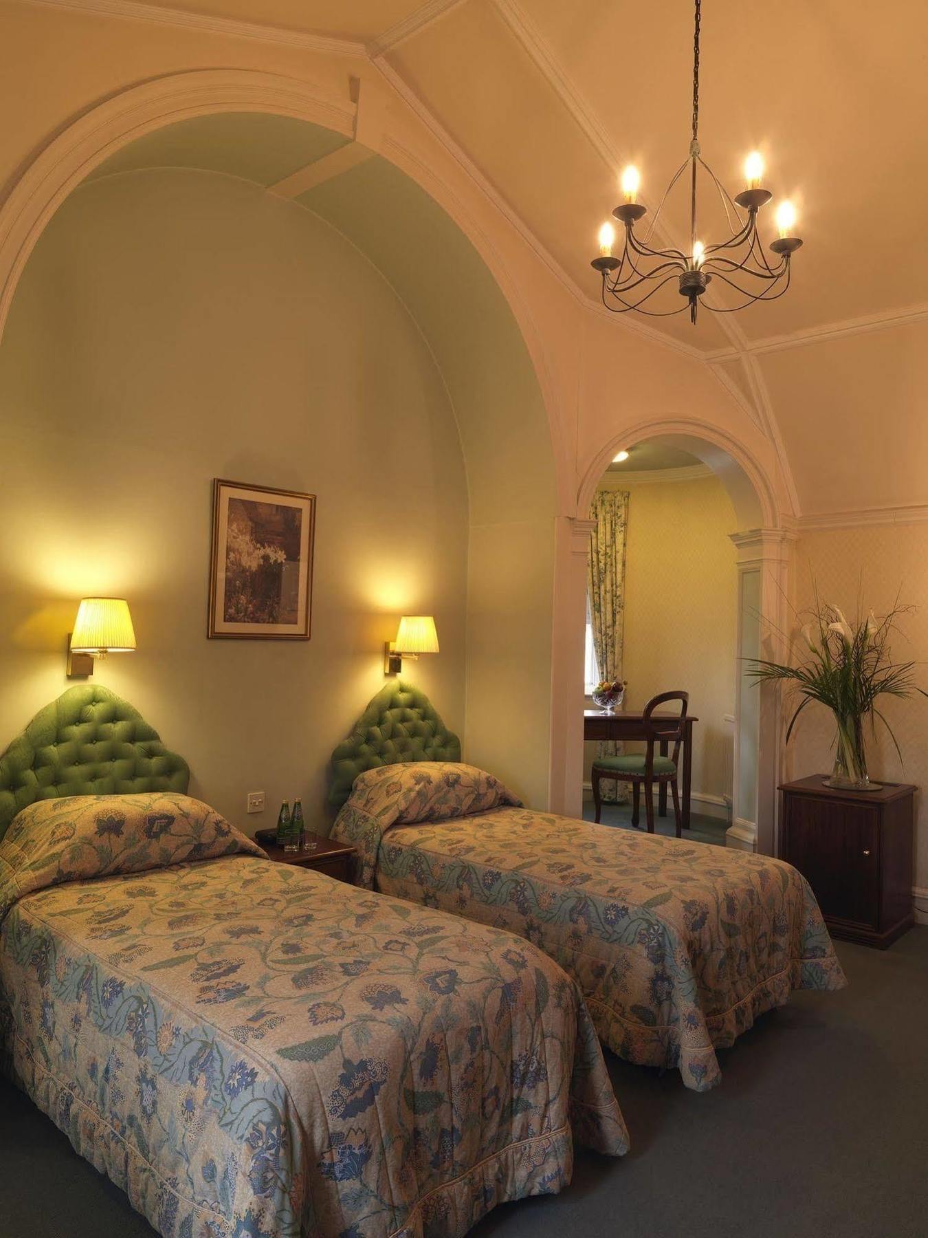 Hotel The Park Peebles Esterno foto